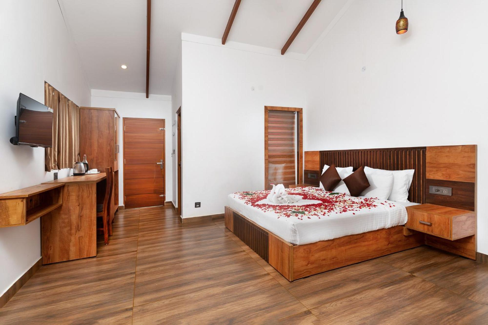 Tealawn Pool Villa, มุนนาร์ ภายนอก รูปภาพ